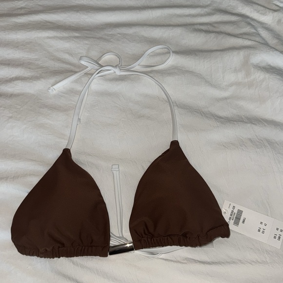 Abercrombie Triangle Bikini Top - Picture 2 of 4